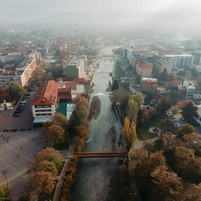 https://smileviadentaltourism-ks.com/wp-content/uploads/2025/06/DJI_0003-1-640x640.webp